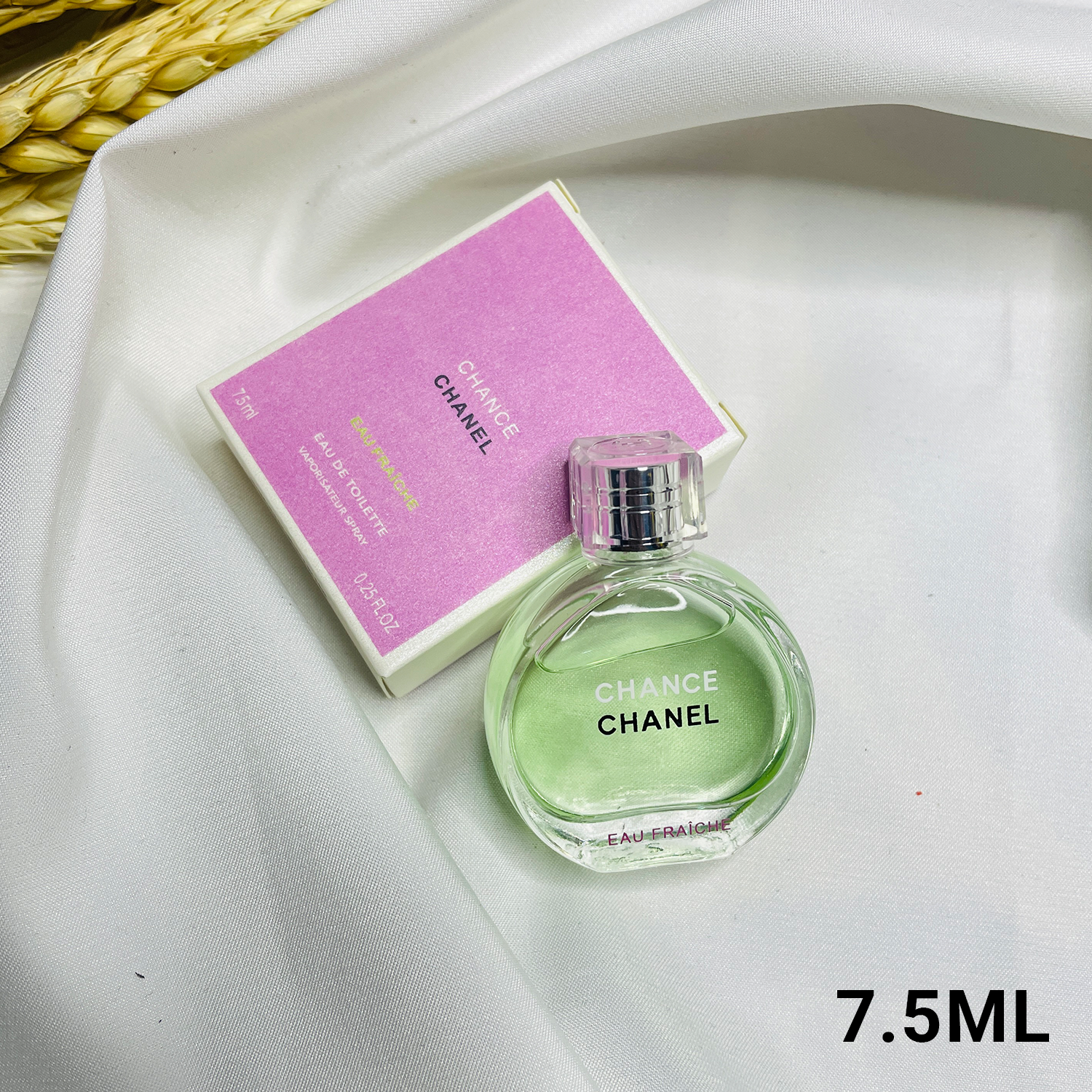 Chanel Chance Eau Fraîche 7.5ml – Fresh Mini Perfume - Image 3